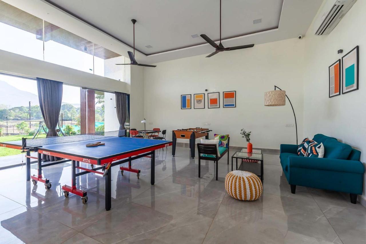 Natures Odyssey By Stayvista - Amidst Lush Greenery With Outdoor Pool And Indoor Activities Chinchavli Exterior foto